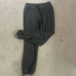 Athlete joggers